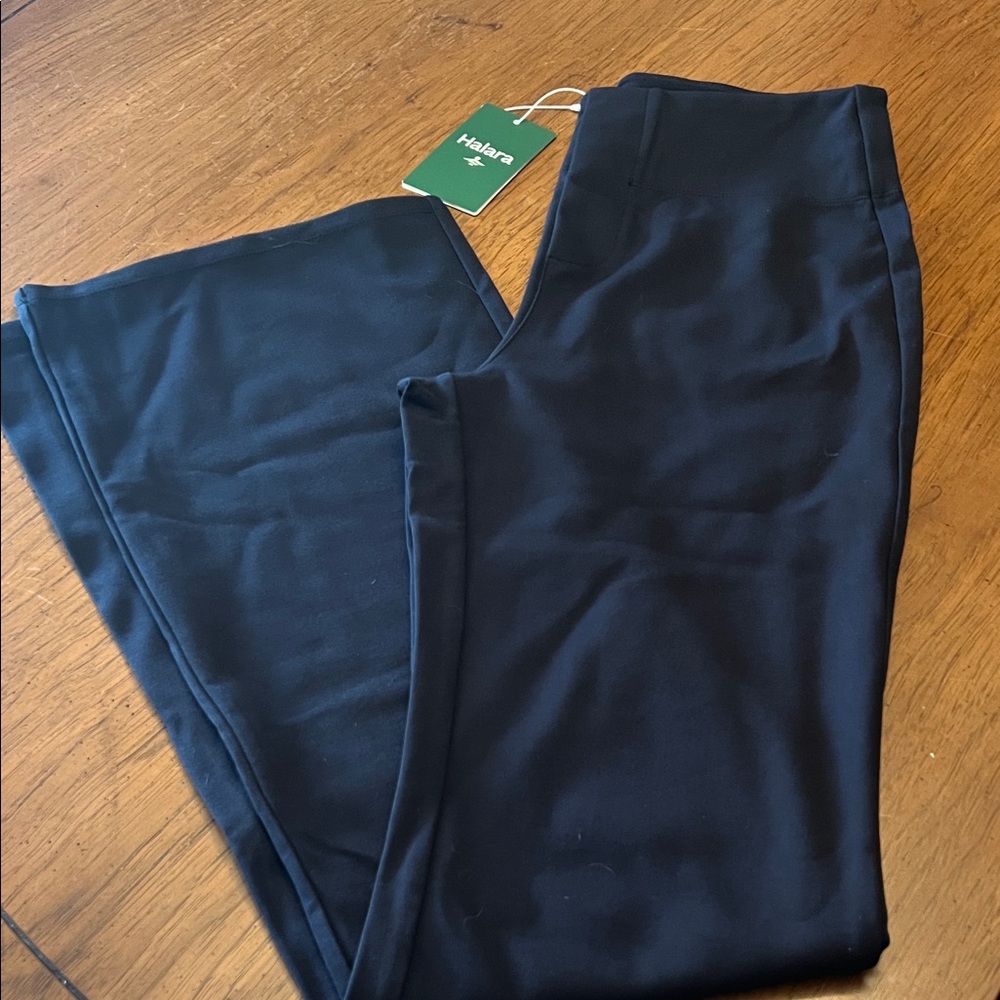 Halara black pull on pants